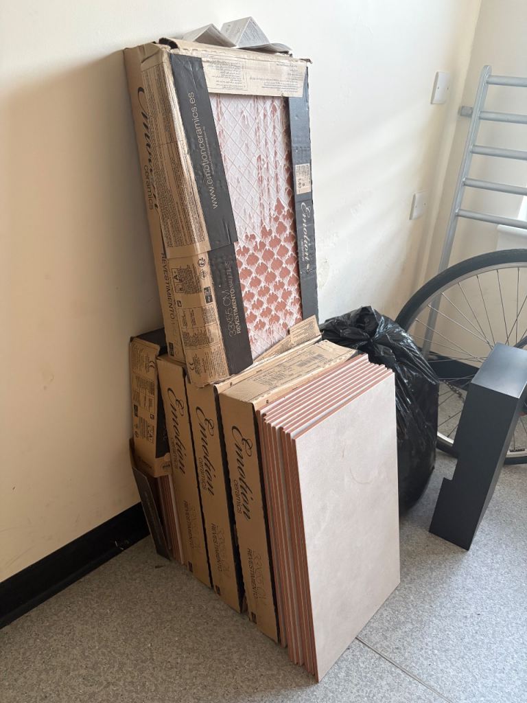 Free Bathroom Tiles