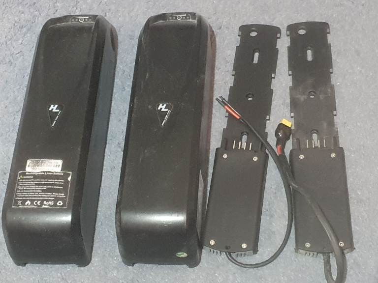 Hailong1 36v 13Amp ebike battery, mounthing Plate,Keys, charger Good working order
