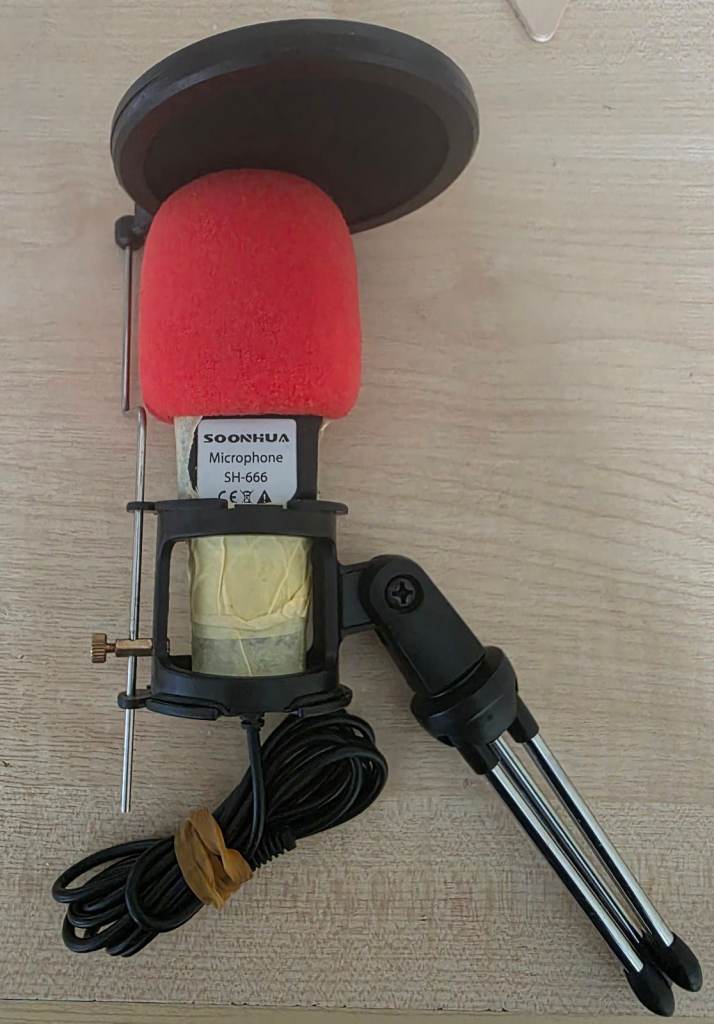SOONHUA SH-666 Desktop Microphone with Stand & Pop Filter