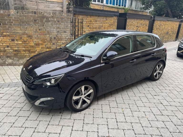 Peugeot, 308, Hatchback, 2017, Semi-Auto, 1199 (cc), 5 doors