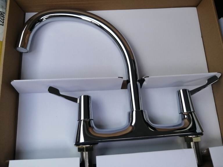 BRUSTAN  Lever Deck sink mixer