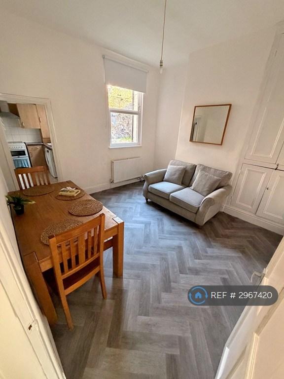 3 bedroom house in Clarke Square, Sheffield, S2 (3 bed) (#2967420)