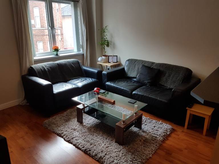 A Nice 2 Bedroom Apartment off Lisburn road
