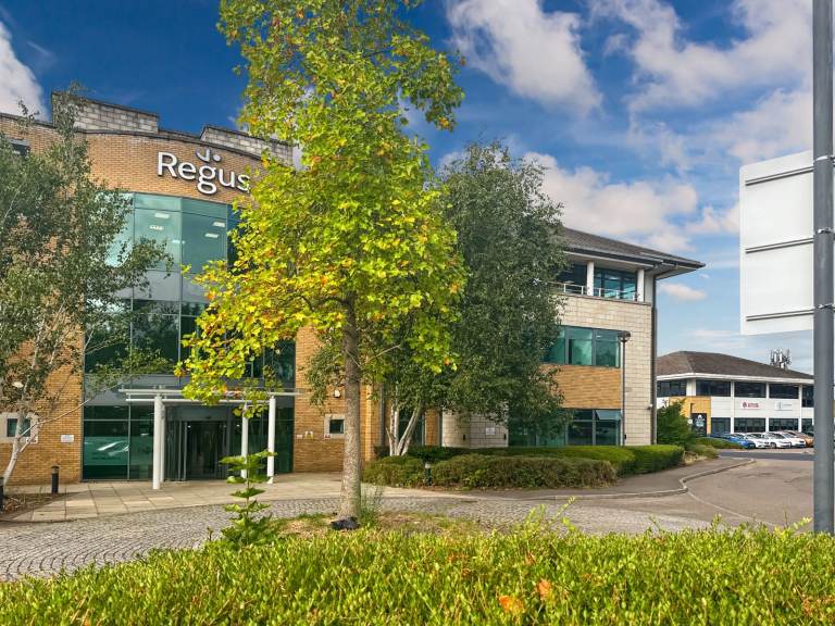 Camberley - GU16 7ER, Join a collaborative coworking environment at Quatro House