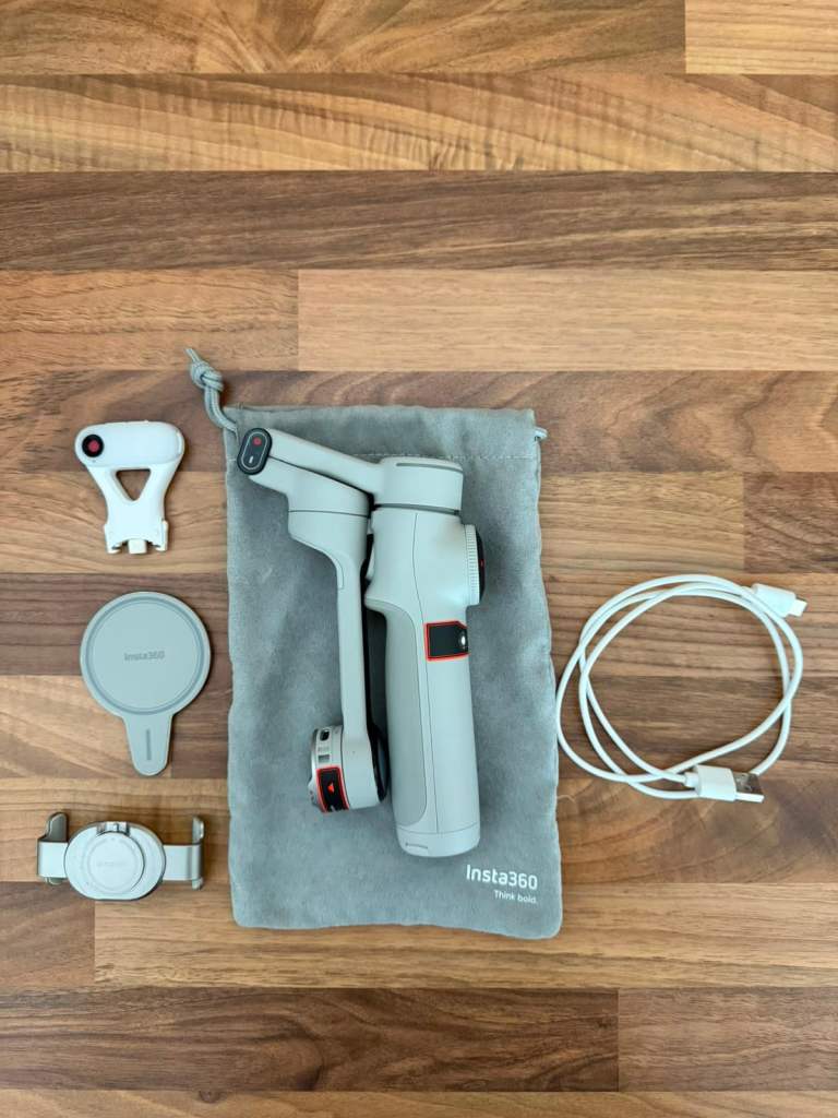 Insta360 Flow 2 Pro with AI tracker Accessories and Pouch