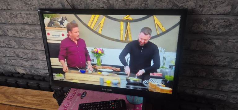 Samsung tv 22 inch
