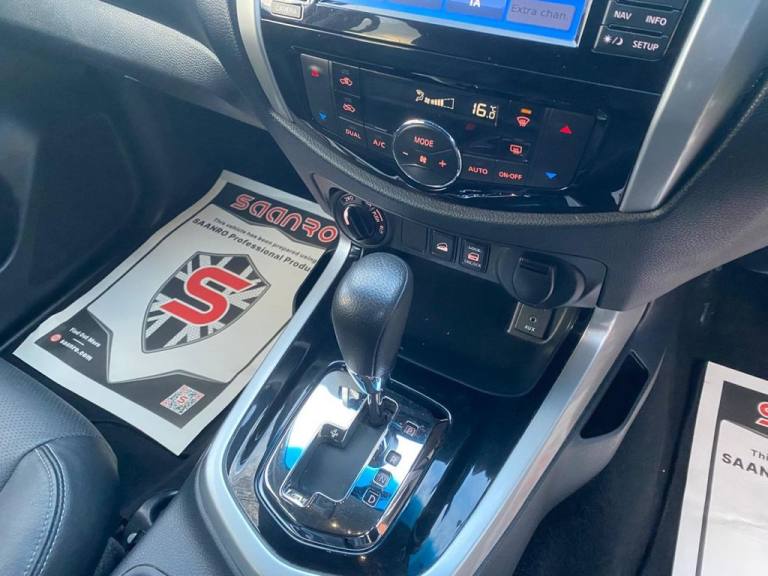 2017 Nissan Navara Double Cab Pick Up Tekna 2.3dCi 190 4WD Auto PICK UP DIESEL Automatic