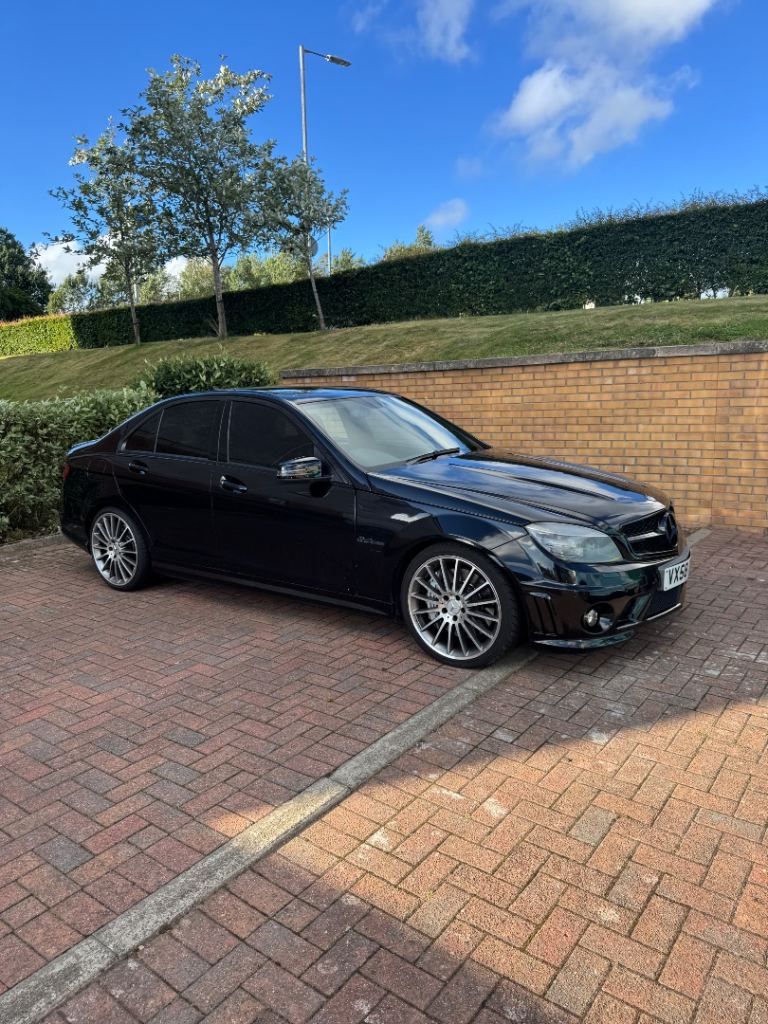 Mercedes-Benz C63 