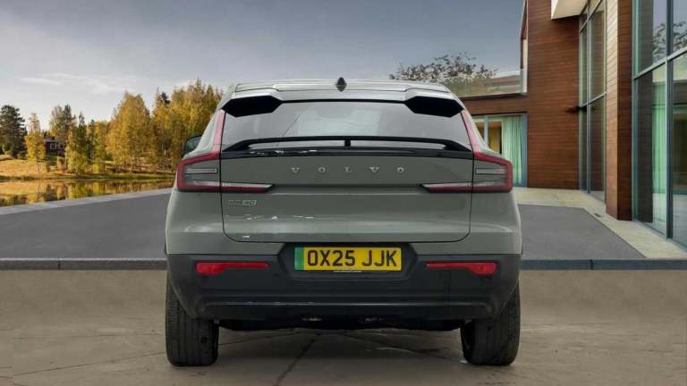 2025 Volvo EC40 Single Motor Extended Range 78kWh Plus SUV 5dr Electric Auto (252 ps) ESTATE Elec...