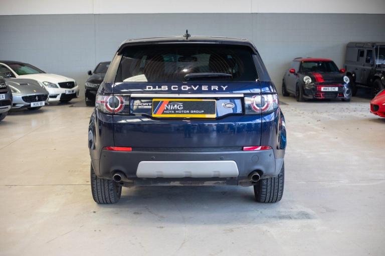 2016 Land Rover Discovery Sport 2.0 TD4 HSE Luxury SUV 5dr Diesel Auto 4WD Euro 6 (s/s) (180 ps) ...
