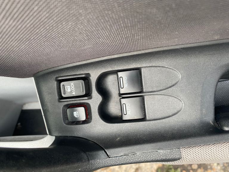 2010 Honda CRZ 1.5 Sport Hybrid electric/ Petrol, ,2 keys , FSH , 1 Year MOT