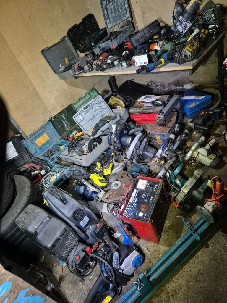 wholesale job lot 70 variable tools tested lot ready to go or export