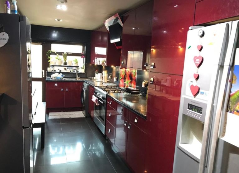 Spacious single room in E12 (Manor Park)