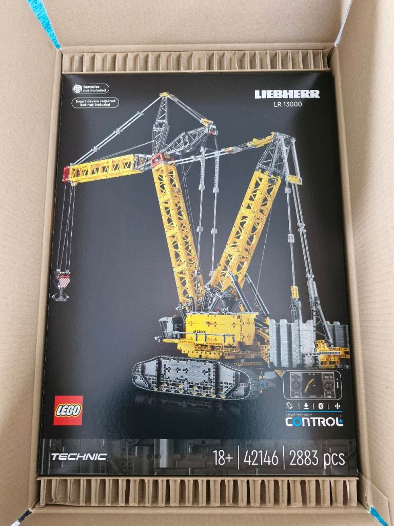 LEGO Technic 42146 Liebherr Crawler Crane LR 13000