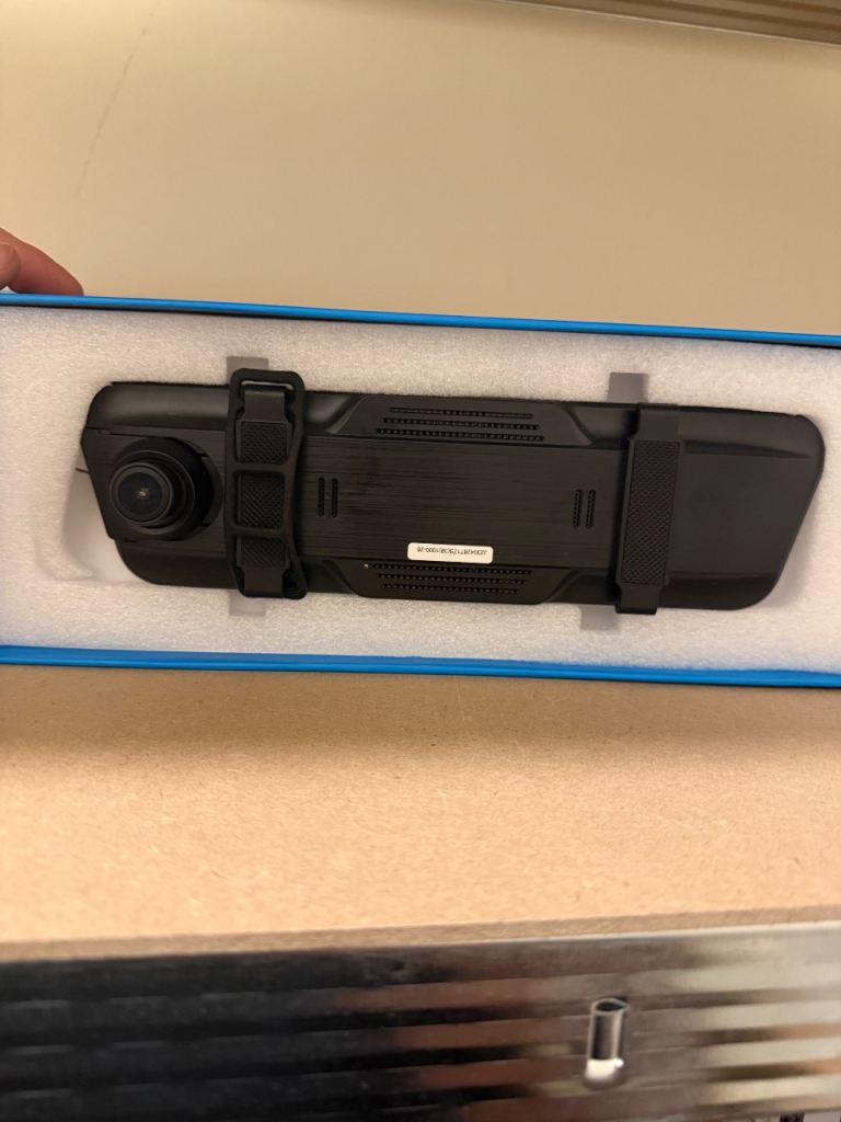 Integrated mirror, dash cam and reverse camera