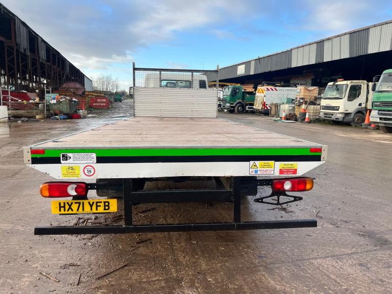 2022 Mitsubishi Canter 70C18 20FT FLAT , ONLY 66,972 MILES 