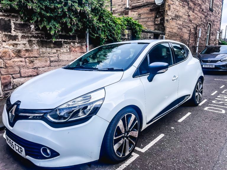 Renault, CLIO, Hatchback, 2015, Semi-Auto, 1461 (cc), 5 doors