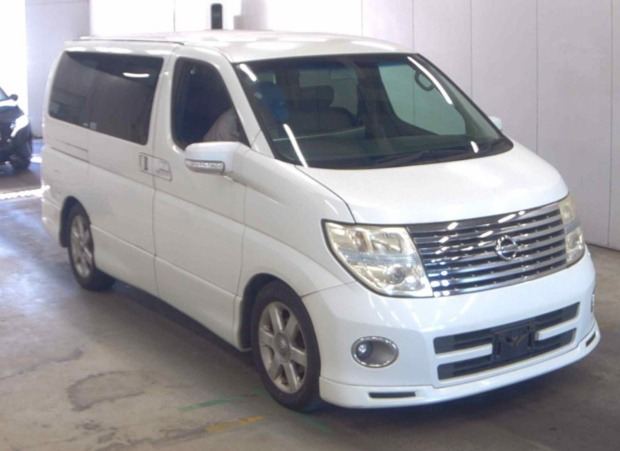 image for 2006 Nissan Elgrand 3.5 HIGHWAY STAR URBAN AUTOMATIC * 8 SEATER * ONLY 20000 MILES * ONE OWNER  P...