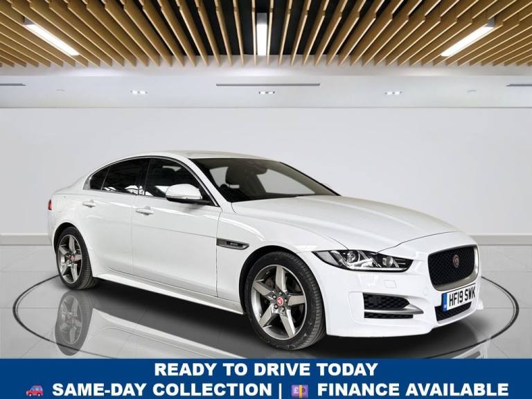 2019 Jaguar XE 2.0i GPF R-Sport Saloon 4dr Petrol Auto Euro 6 (s/s) (200 ps) Saloon Petrol Automatic