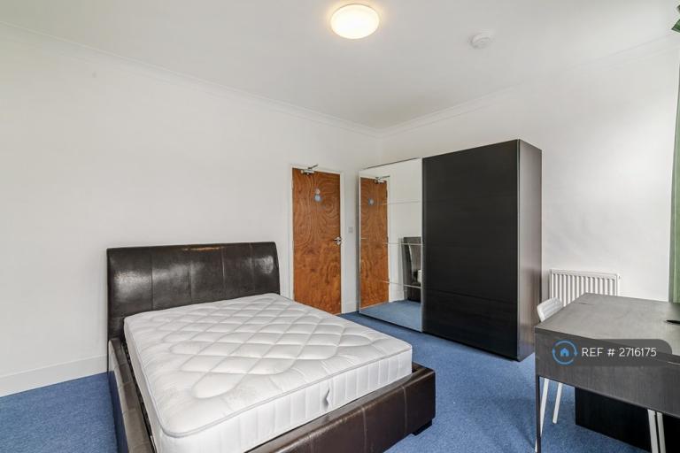 1 bedroom in Balfour Road, Ilford, IG1 (#2716175)