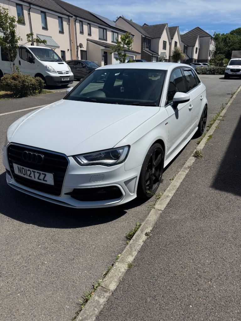 Audi, A3, Hatchback, 2013, Manual, 1968 (cc), 5 doors