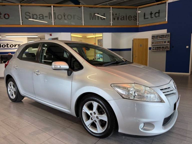2010 Toyota Auris 1.33 Dual VVT-i TR Hatchback 5dr Petrol Manual Euro 4 (s/s) (101 ps) Hatchback ...