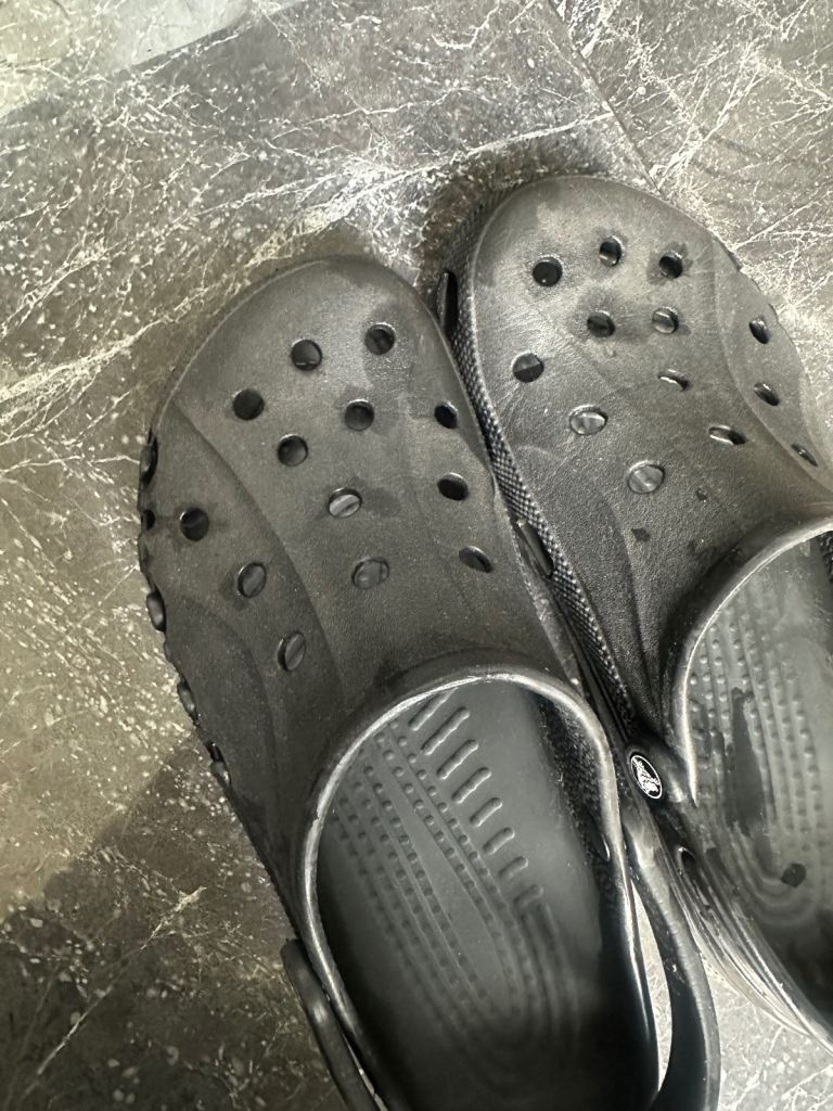 Men's crocs 