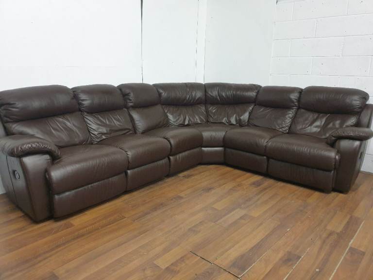 Leather corner sofa with recliners FREE DELIVERY 