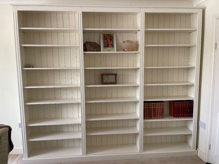 Classic library bookshelf unit