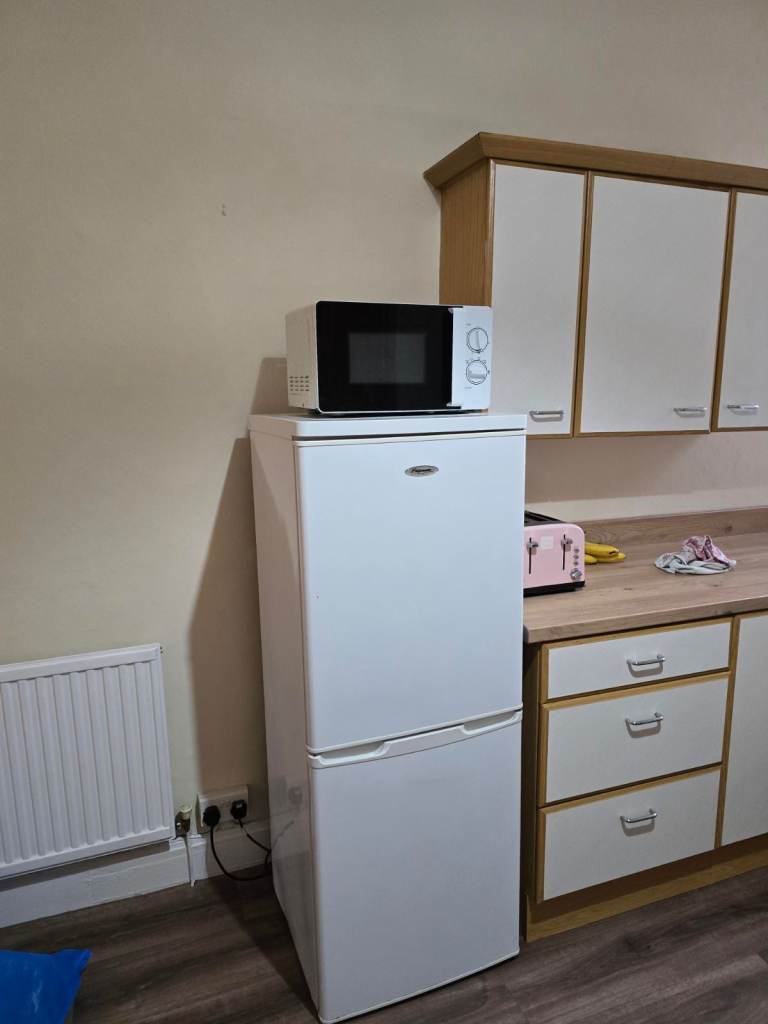 2 bedroom spacios flat cowcaddens