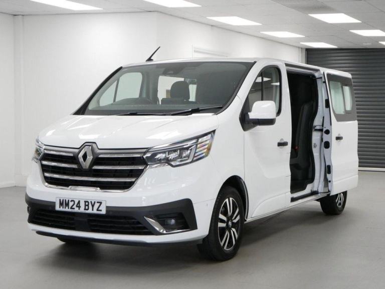2024 RENAULT TRAFIC 30 2.0 B/DCI 170 BHP LL LONG EXTRA SPORT AUTO 6 SEATER CREW