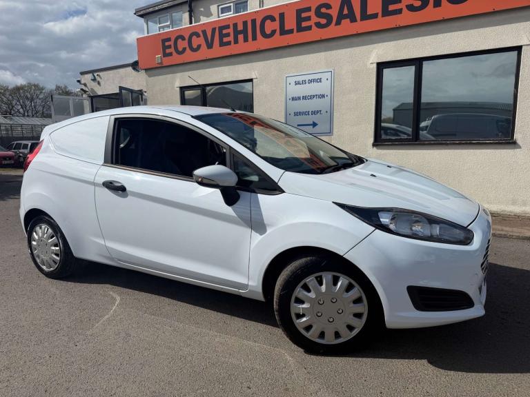 2013 Ford Fiesta 1.2 Fiesta Base 3dr Unlisted Petrol Manual