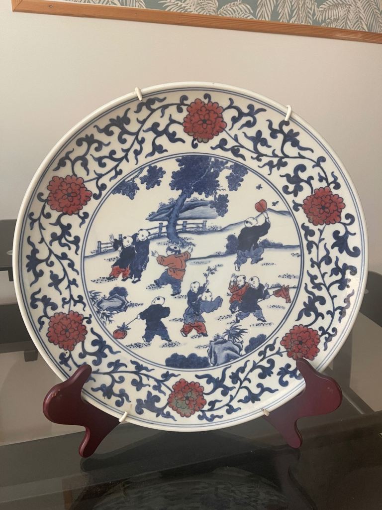 Large old Chinese charger plate with seal mark, 14inch