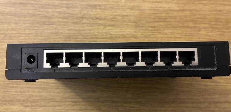 8 Port Gigabit Switch / router