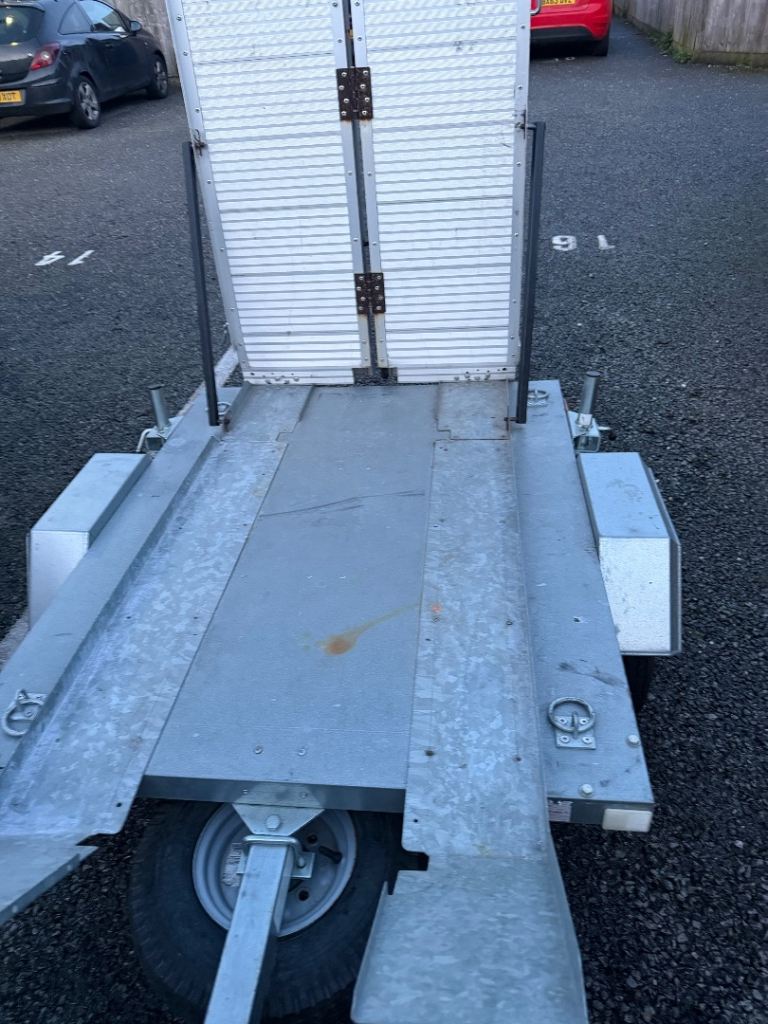 Mobility scooter trailer 