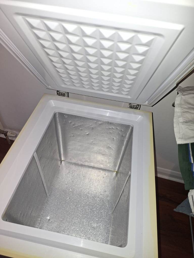Beko Chest Freezer - White, Good Condition