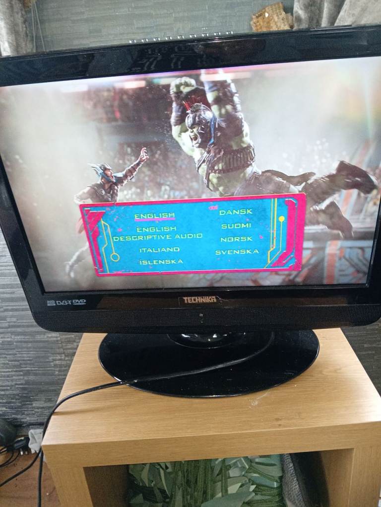 TV dvd combo 22 inch 