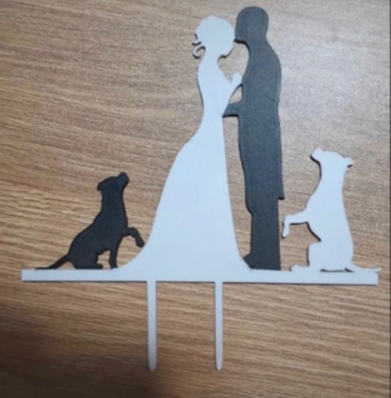 Wedding Cake Topper with Bride, Groom, and Dogs – New