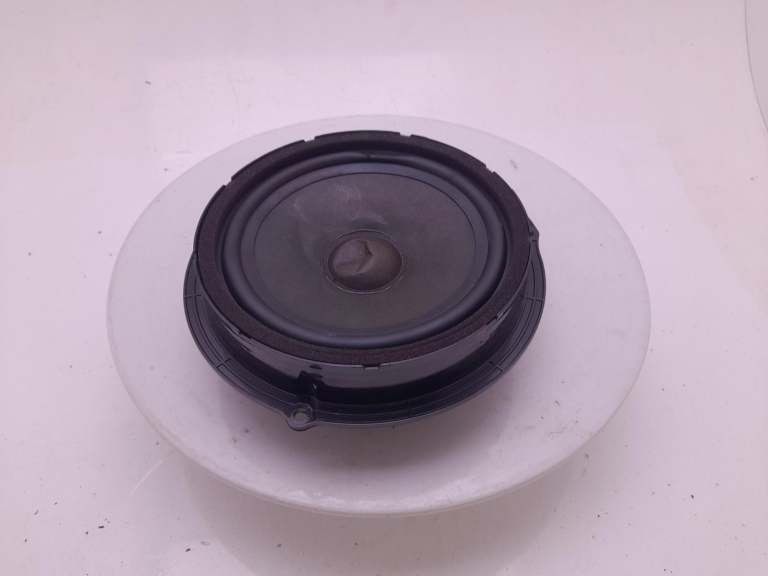 Landrover Range Rover Evoque Subwoofer/Speaker Assembly 2015-2019 Jj3218808ba