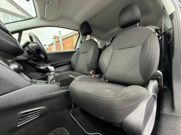 2016 Peugeot 208 1.2 PureTech 110 Allure 3dr HATCHBACK PETROL Manual