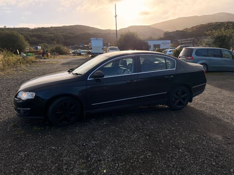 Volkswagen, PASSAT, Saloon, 2007, Semi-Auto, 1968 (cc), 4 doors