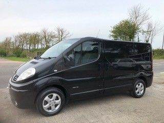 Renault Trafic SL27dCi 115 Sport [Sat Nav] Van Euro 5 Diesel