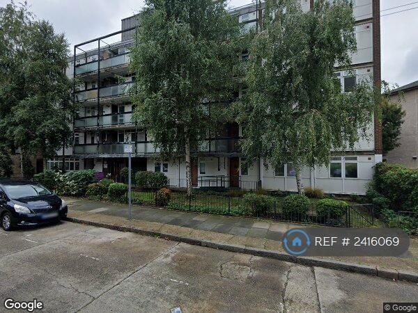 3 bedroom flat in Castleton House, London, E14 (3 bed) (#2416069)