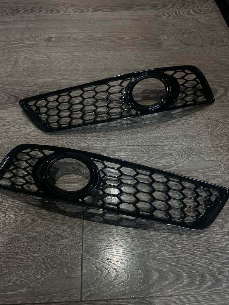 Audi A3 8P honeycomb foglight grills