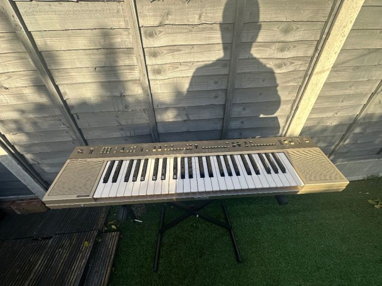 Yamaha PS55 Analogue Keyboard Drum Machine Polyphonic Synthesizer retro beats 