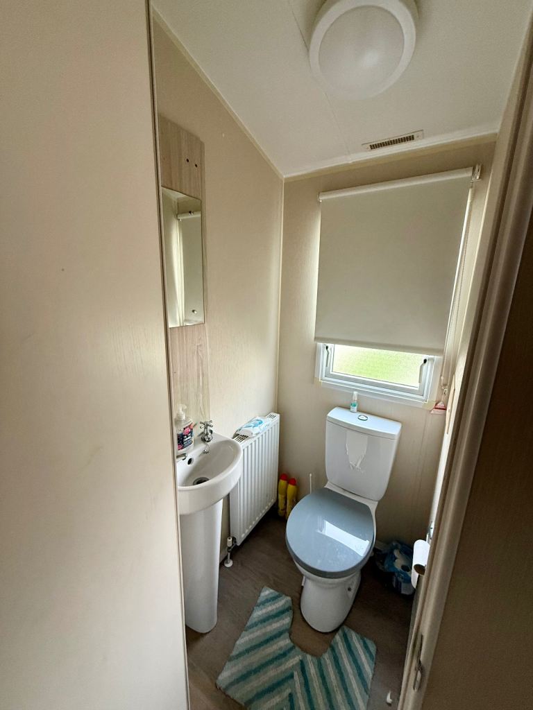 Static Caravan on Felixstowe beach caravan park