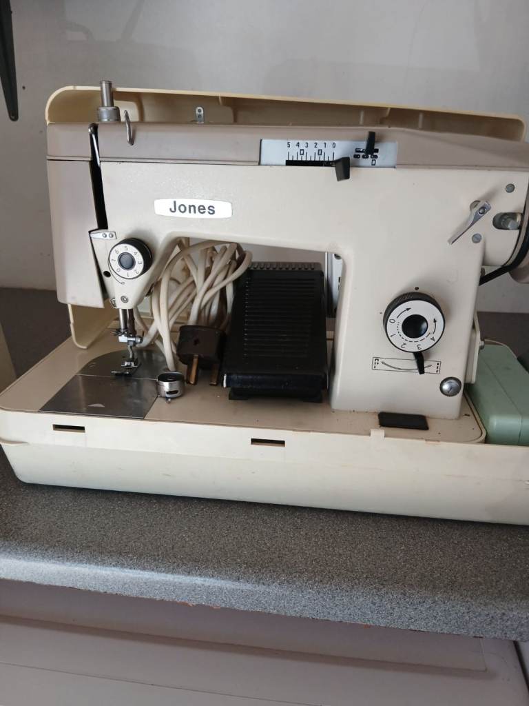 Sewing Machine 