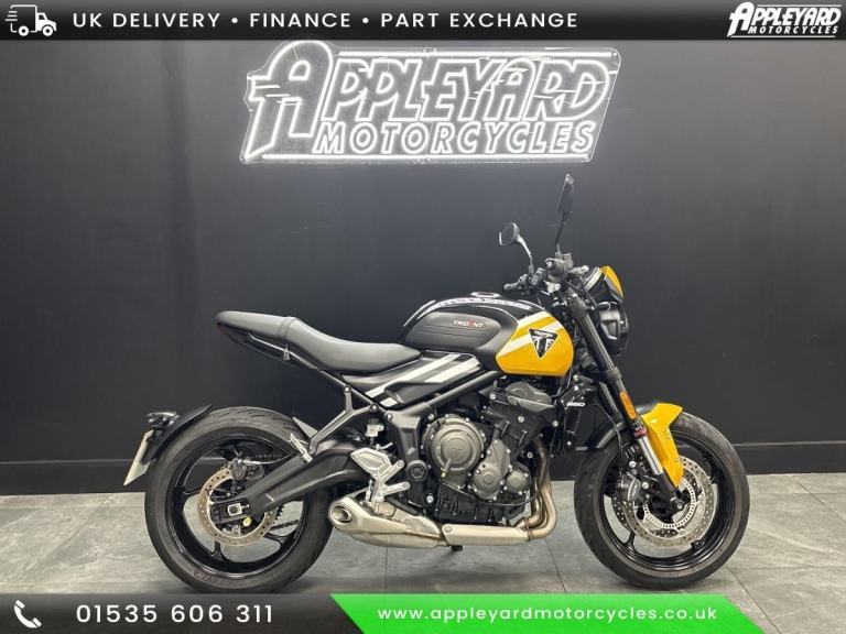 TRIUMPH TRIDENT 660