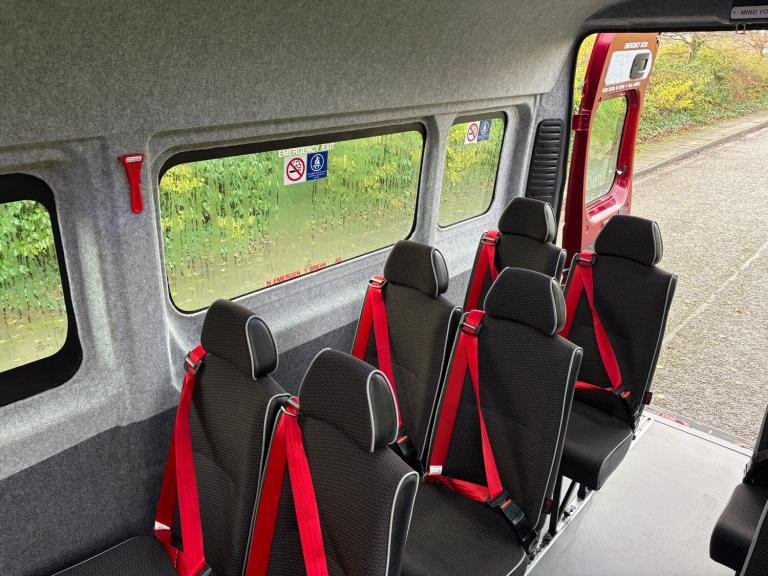 2016 Peugeot Boxer 335 2.2hdi 6spd 130ps Lwb 14 Seat Minibus _ *Only 11,550 Mls*