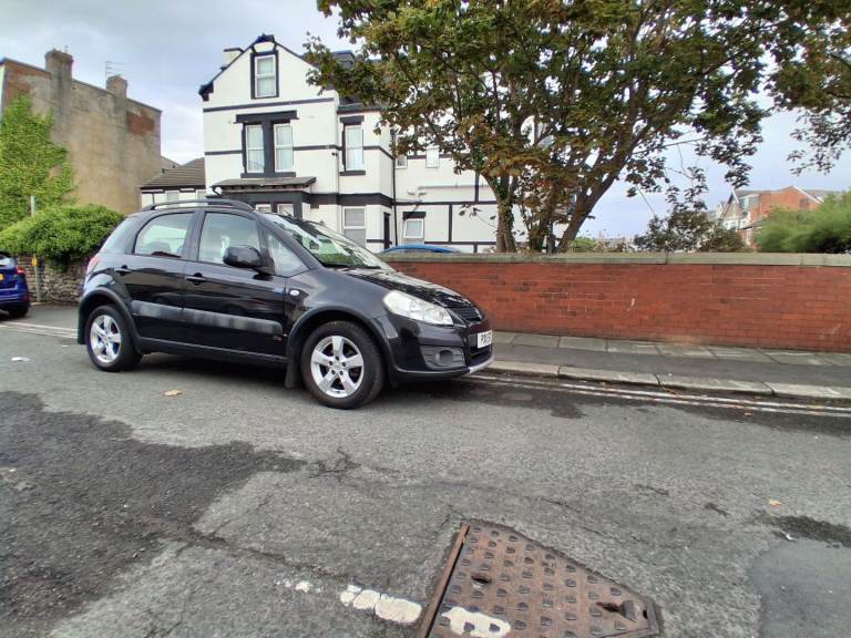Suzuki, SX4, Hatchback, 2011, Manual, 1586 (cc), 5 doors